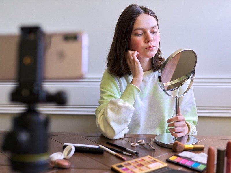 cuida tu piel elaborando tu maquillaje